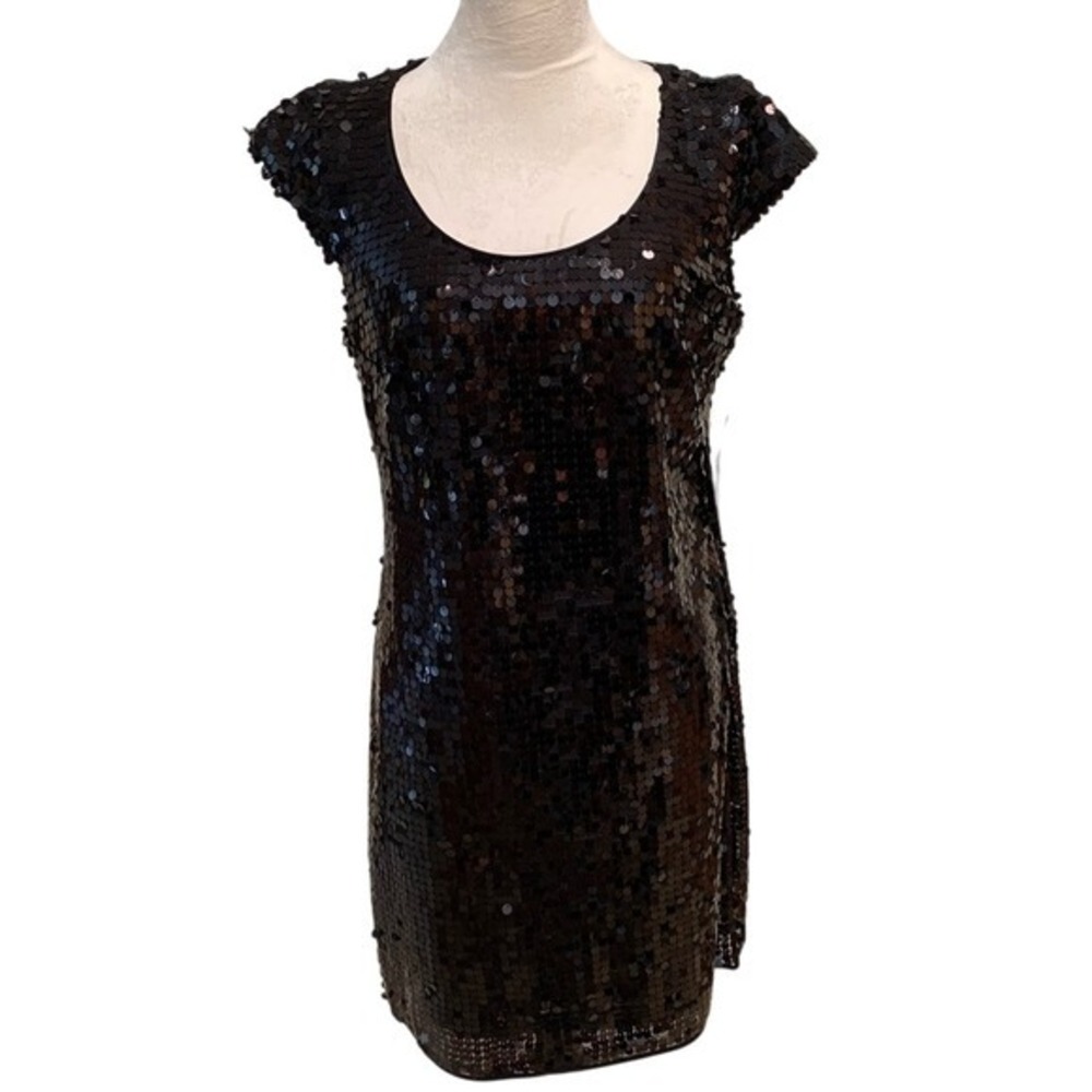MADISON LEIGH. NWT. 8. Black dress covered in black sequins. Sleeveless. - Picture 3 of 11